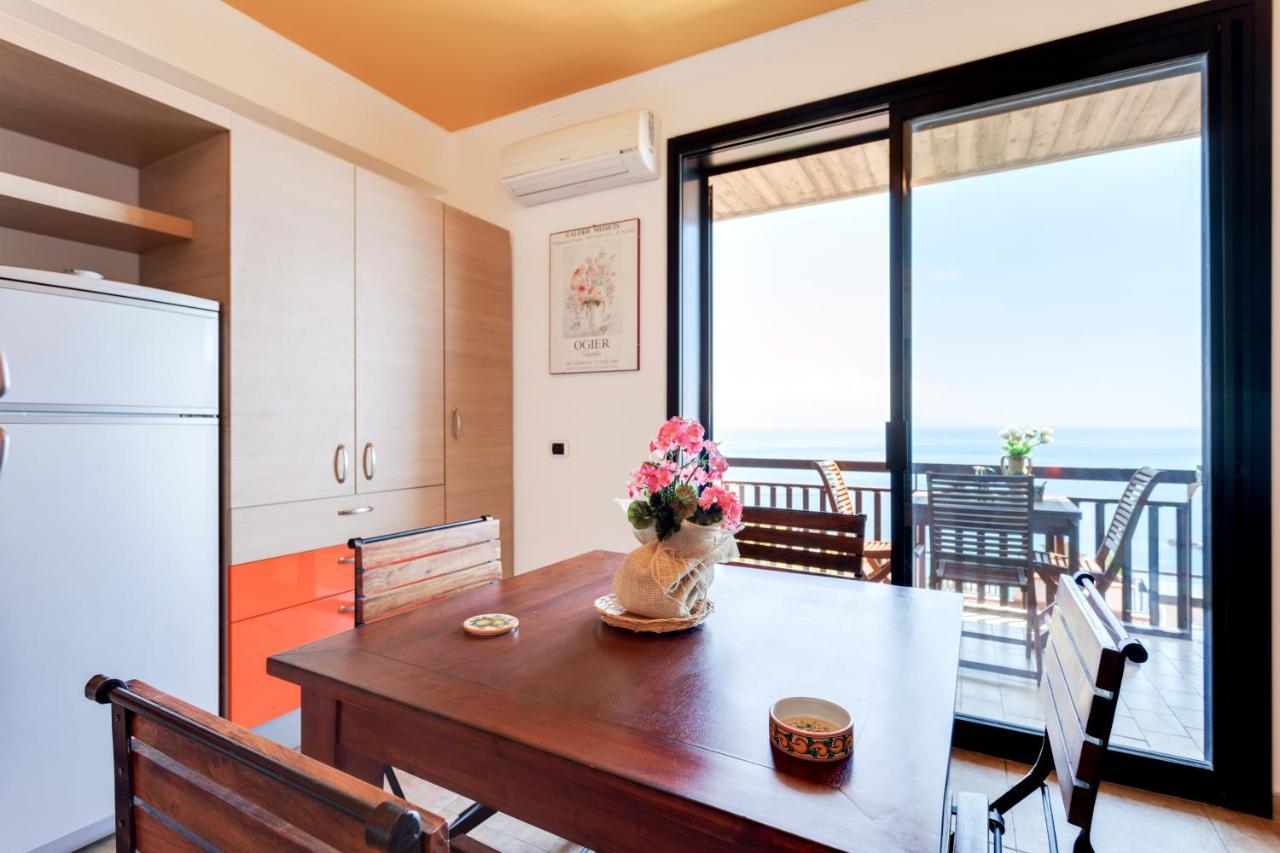 Taormina Panoramic Seaview Apartment Eksteriør bilde