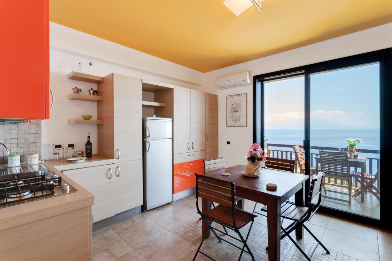 Taormina Panoramic Seaview Apartment Eksteriør bilde