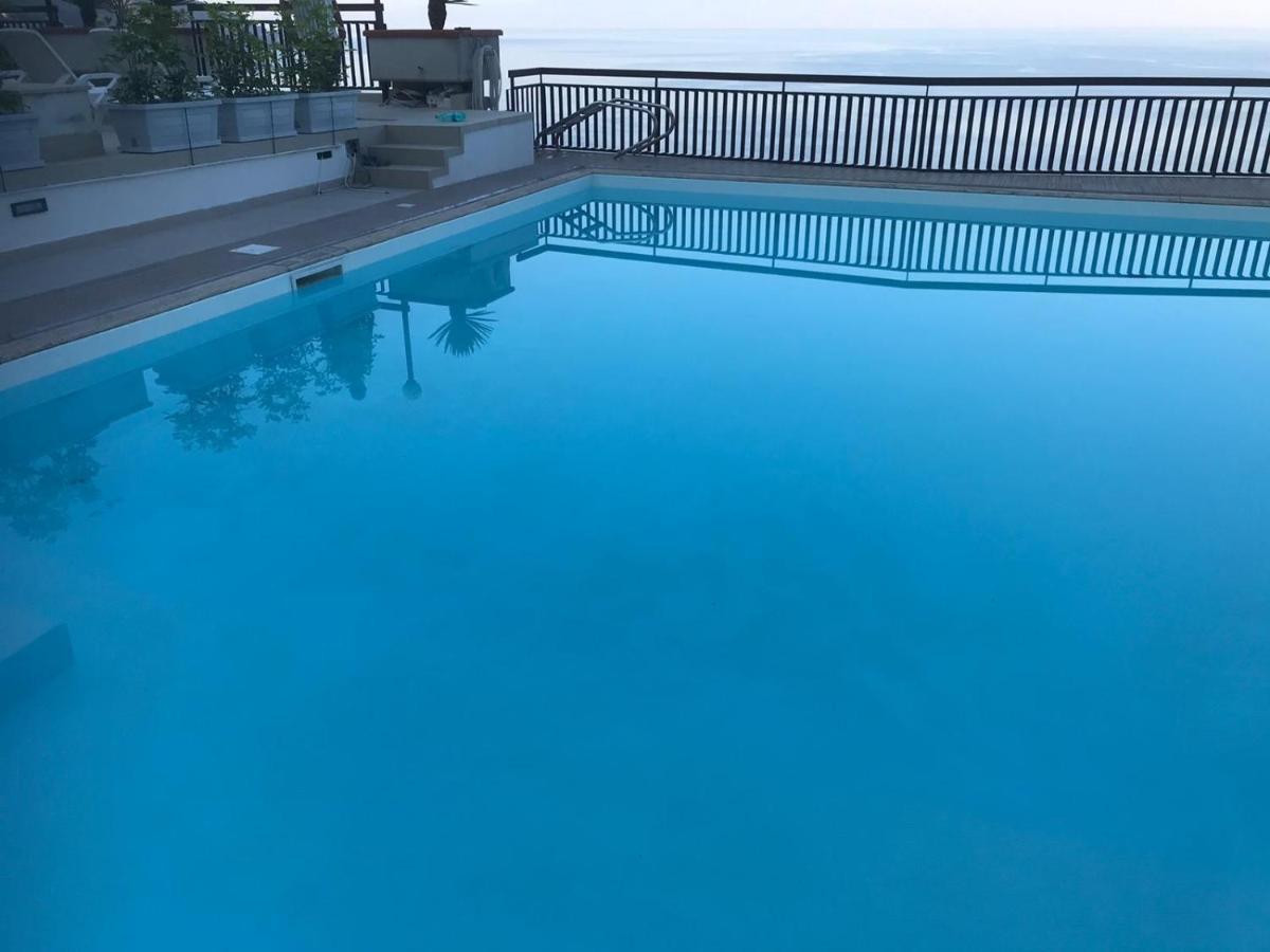 Taormina Panoramic Seaview Apartment Eksteriør bilde